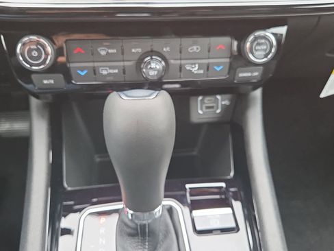 New 2026 Jeep Compass Limited image 21