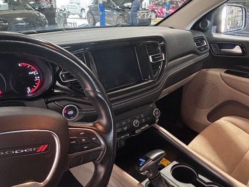 Used 2021 Dodge Durango SXT AWD/4WD image 4