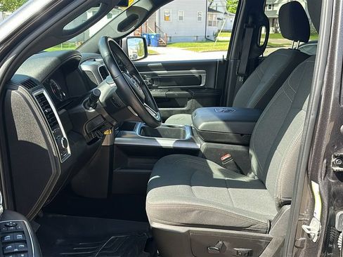Used 2023 RAM 1500 Warlock AWD/4WD image 14