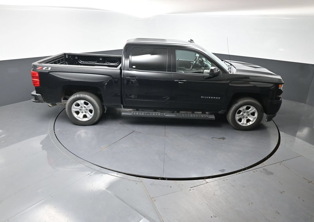 Used 2018 Chevrolet Silverado 1500 LT w/ All Star Edition AWD/4WD image 40