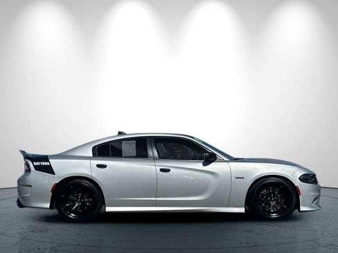 Used 2019 Dodge Charger Scat Pack w/ Daytona Edition Group image 3