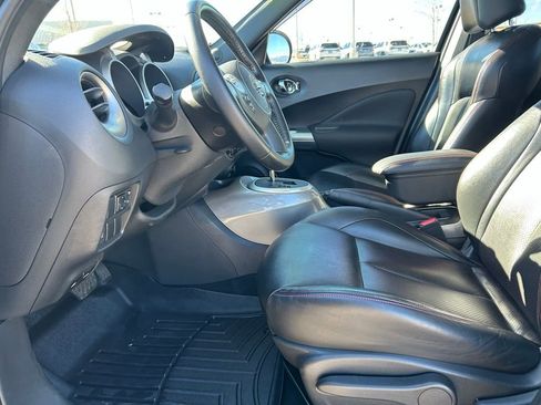 Used 2011 Nissan Juke SL image 23