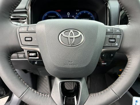 New 2026 Toyota Camry XLE w/ Premium Package AWD/4WD image 10