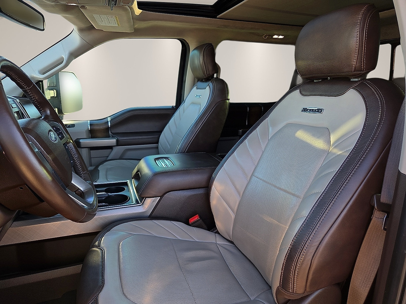 Used 2019 Ford F250 Limited w/ FX4 Off-Road Package AWD/4WD image 16