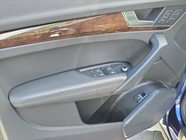 Used 2020 Audi Q5 2.0T Premium Plus w/ Premium Plus Package AWD/4WD image 18
