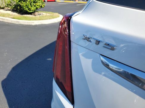 Used 2025 Cadillac XT5 Premium Luxury image 28