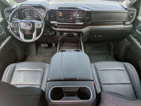 Used 2024 GMC Sierra 2500 SLT w/ SLT Premium Package AWD/4WD image 17