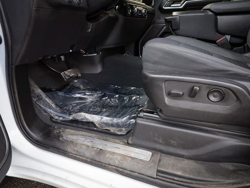 Used 2023 GMC Sierra 1500 Elevation image 14