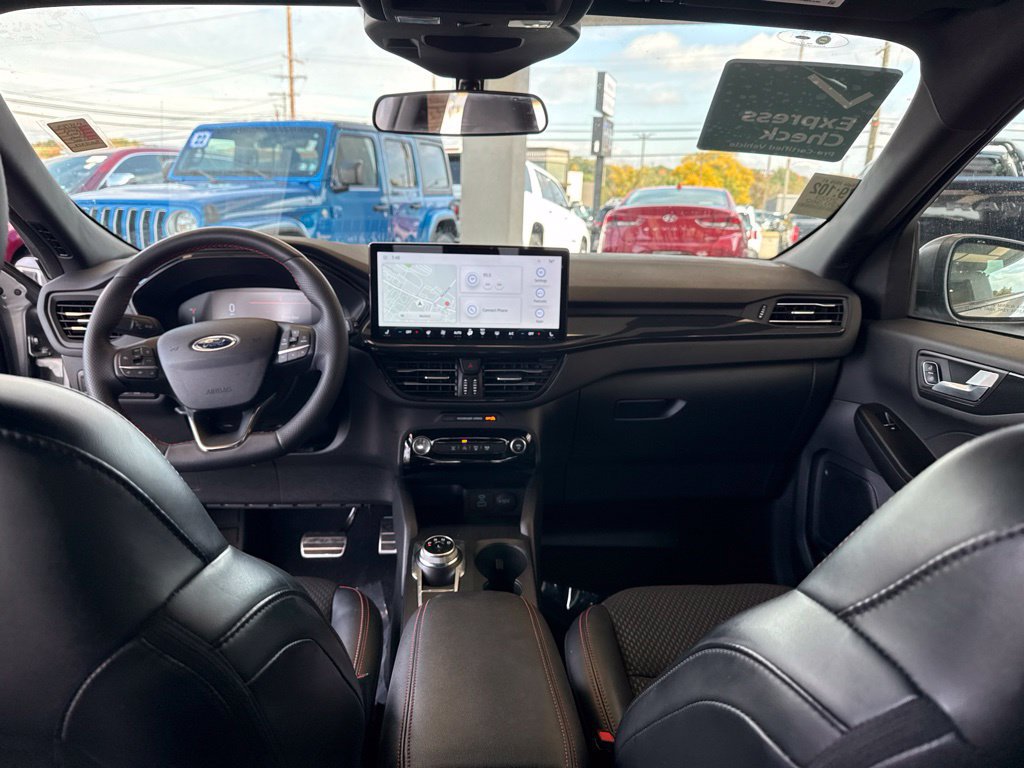 Used 2023 Ford Escape ST-Line w/ Tech Pack #1 AWD/4WD image 14