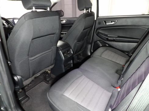 Used 2022 Ford Edge SE AWD/4WD image 10