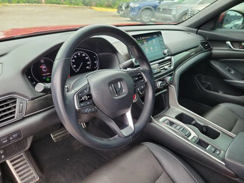Used 2018 Honda Accord Sport image 21