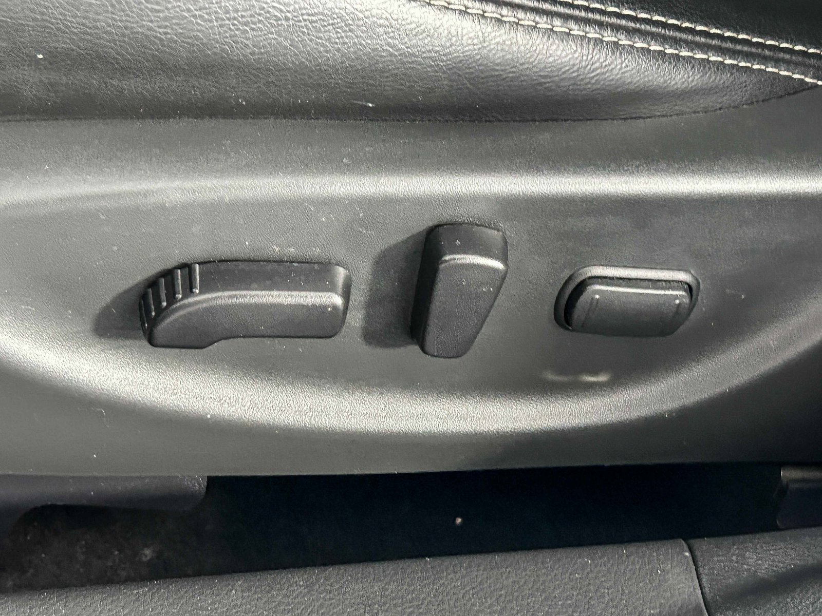 Used 2023 Nissan Maxima SV w/ Floor Mat Group FWD image 22
