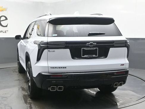 New 2026 Chevrolet Traverse RS w/ LPO, Floor Liner Package FWD image 14