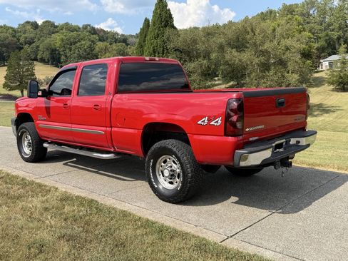 Used 2005 Chevrolet Silverado 2500 LT w/ Heavy-Duty Power Package AWD/4WD image 29