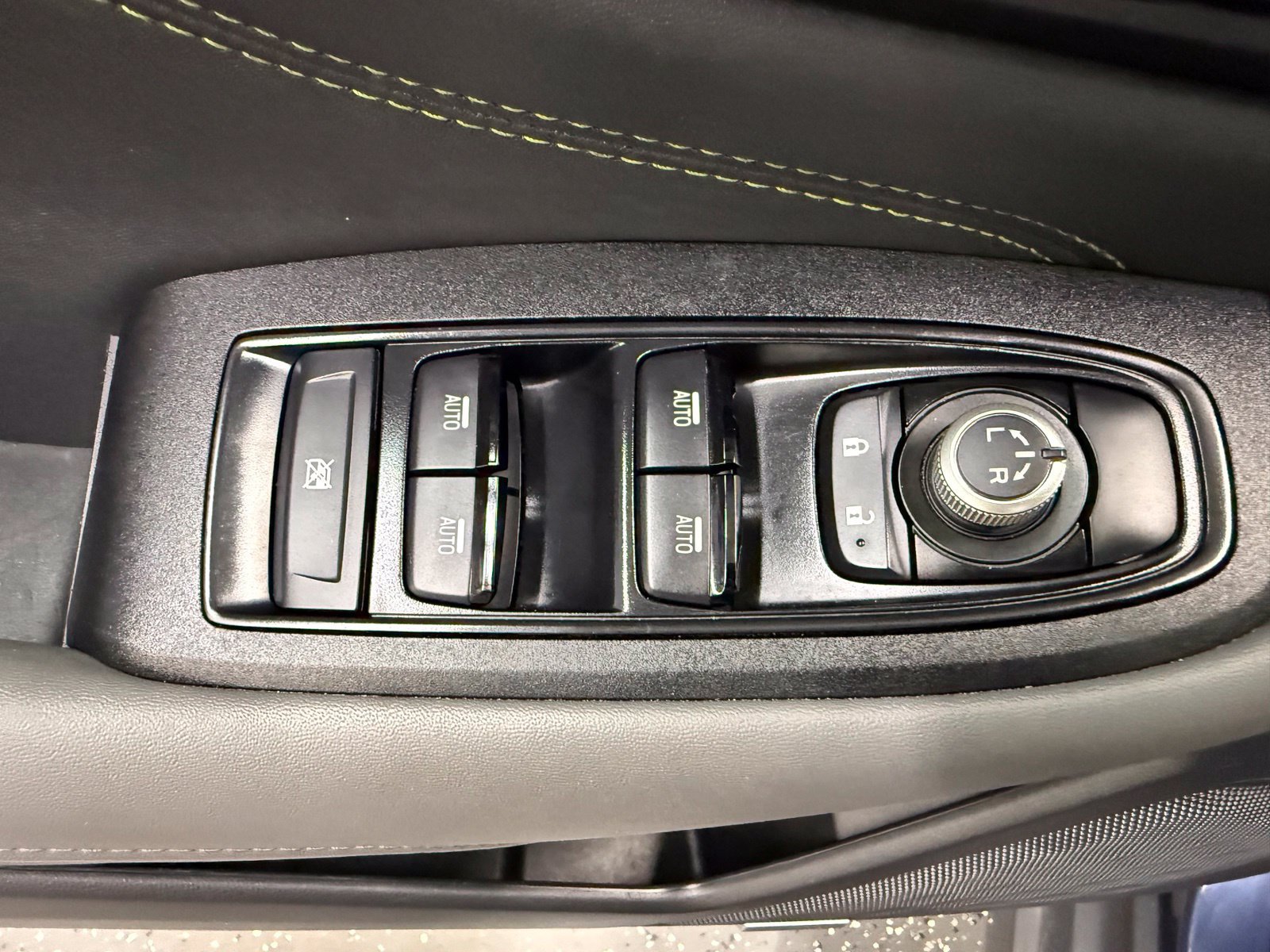 Used 2025 Subaru Outback Onyx Edition AWD/4WD image 10