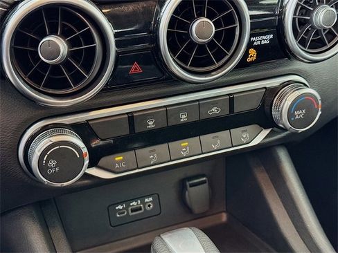 Used 2023 Nissan Sentra SV image 16