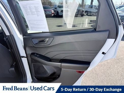 Certified 2022 Ford Escape SE w/ Convenience Package AWD/4WD image 15