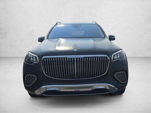 Used 2025 Mercedes-Benz Maybach GLS 600 4MATIC image 2