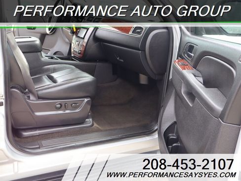 Used 2013 Chevrolet Tahoe LT w/ Luxury Package image 18