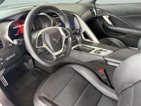 Used 2018 Chevrolet Corvette Z06 RWD image 11