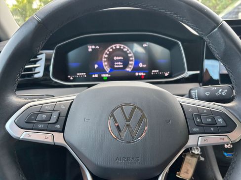 Used 2025 Volkswagen Jetta S image 27