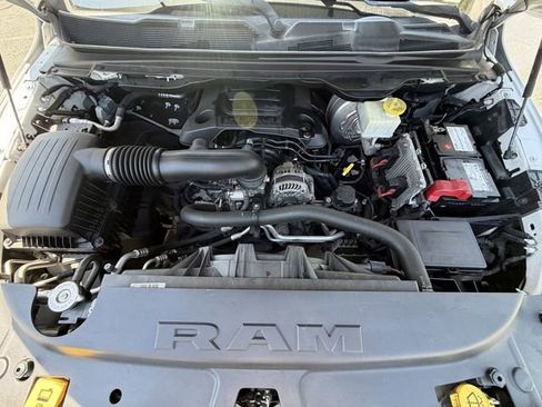 Used 2019 RAM 1500 Big Horn RWD image 36