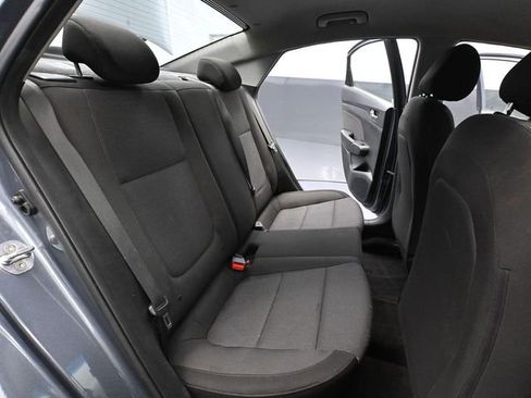 Used 2019 Hyundai Accent SE image 35