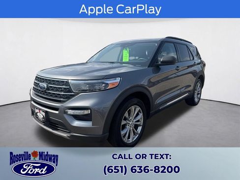 Used 2023 Ford Explorer XLT w/ Equipment Group 202A AWD/4WD image 3