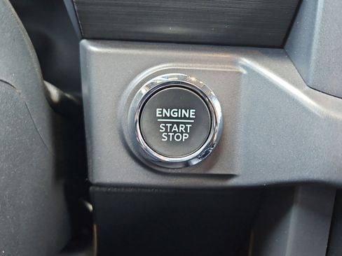 Used 2025 Ford F150 XLT w/ Equipment Group 302A MID image 20