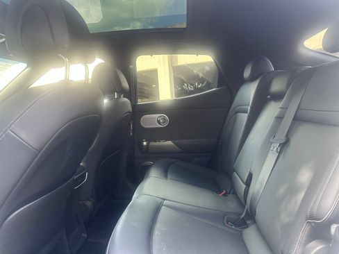 Used 2023 Genesis GV60 Advanced AWD/4WD image 6
