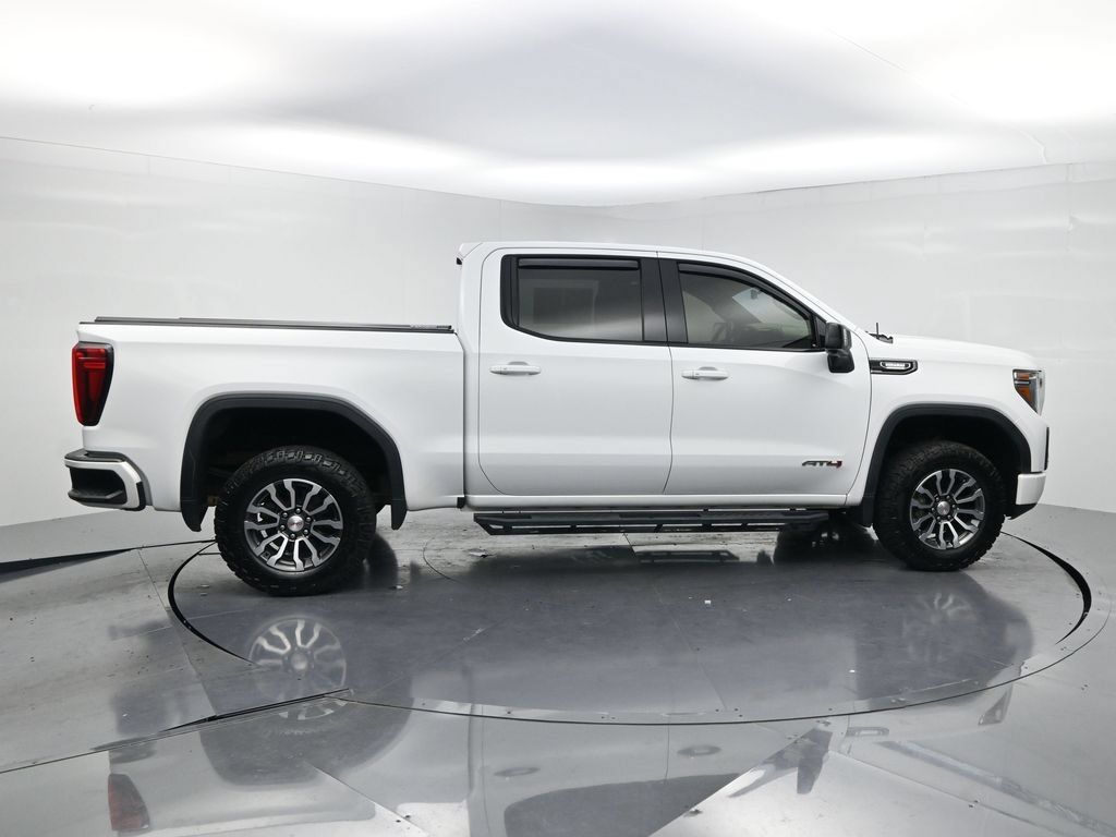 Used 2021 GMC Sierra 1500 AT4 w/ AT4 Value Package AWD/4WD image 4