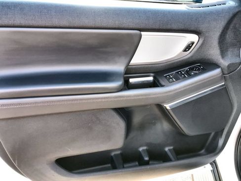 Used 2025 Ford Expedition Active AWD/4WD image 13