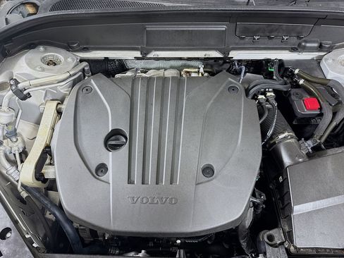 Used 2023 Volvo XC60 B5 Plus w/ Protection Package Premier image 39