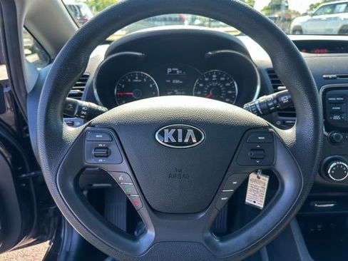 Used 2017 Kia Forte LX FWD image 16
