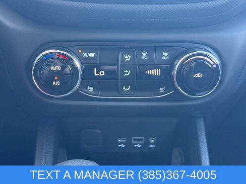 Used 2021 Chevrolet TrailBlazer LT w/ Convenience Package FWD image 24