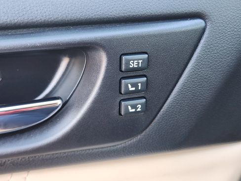 Used 2018 Subaru Outback 2.5i Limited image 29