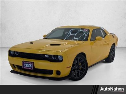 Used 2017 Dodge Challenger R/T Scat Pack w/ Leather Interior Group