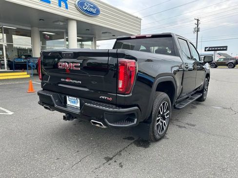 Used 2024 GMC Sierra 1500 AT4 image 3