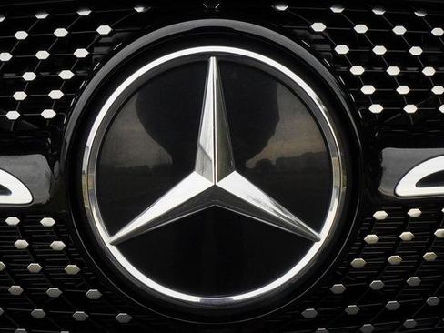 Used 2022 Mercedes-Benz GLE 350 4MATIC image 45