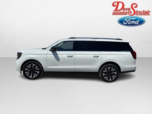 Used 2025 Ford Expedition Max Platinum w/ Driver's Package AWD/4WD image 10