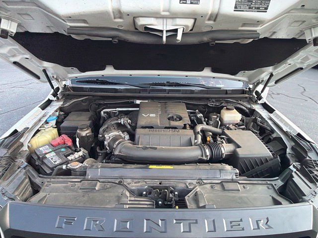 Used 2022 Nissan Frontier Pro-X RWD image 11