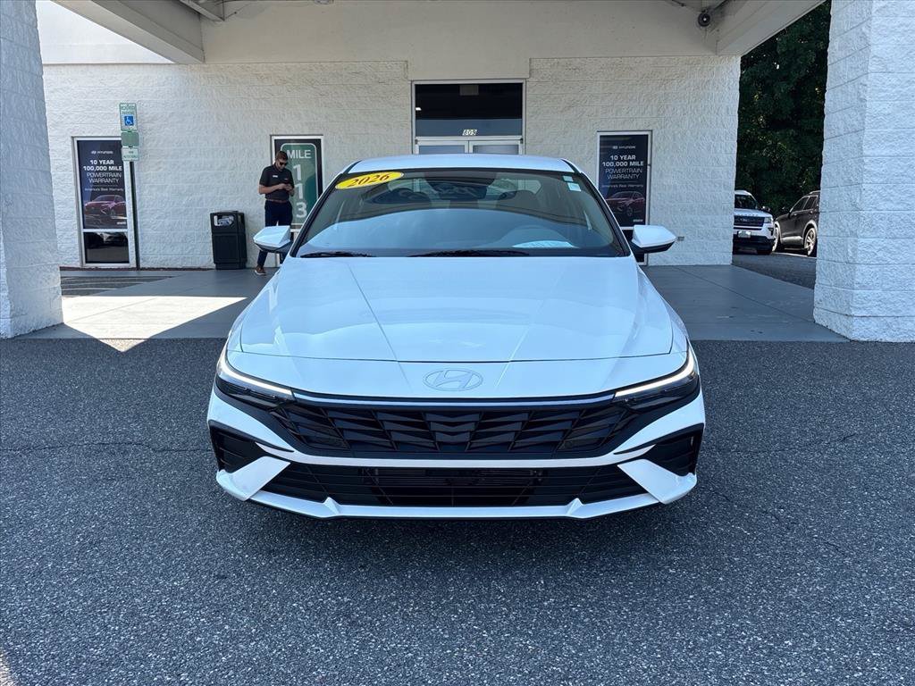 Used 2025 Hyundai Elantra Hybrid FWD image 22