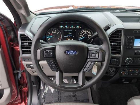 Used 2018 Ford F150 XLT w/ XTR Package image 12