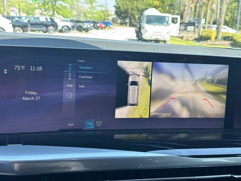Certified 2025 Cadillac Escalade Sport AWD/4WD image 28