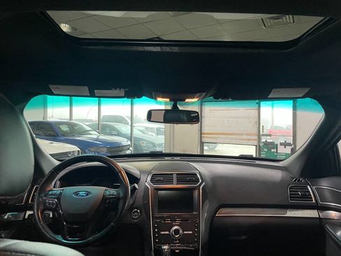 Used 2017 Ford Explorer Sport w/ Equipment Group 401A image 25