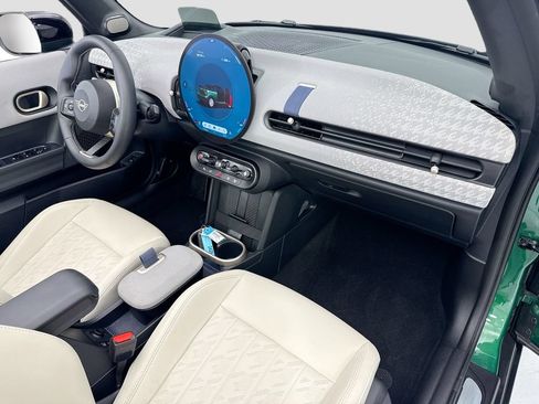 Certified 2025 MINI Cooper S FWD image 19