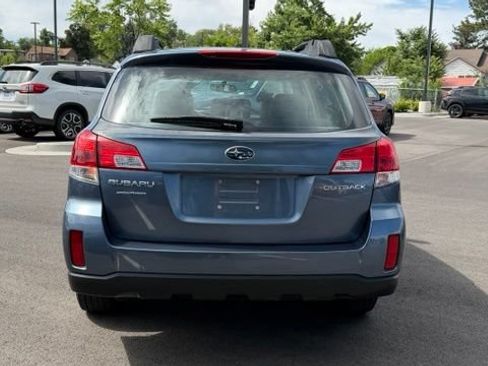 Used 2013 Subaru Outback 2.5i AWD/4WD image 4