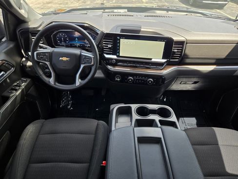 Certified 2023 Chevrolet Silverado 1500 LT AWD/4WD image 19