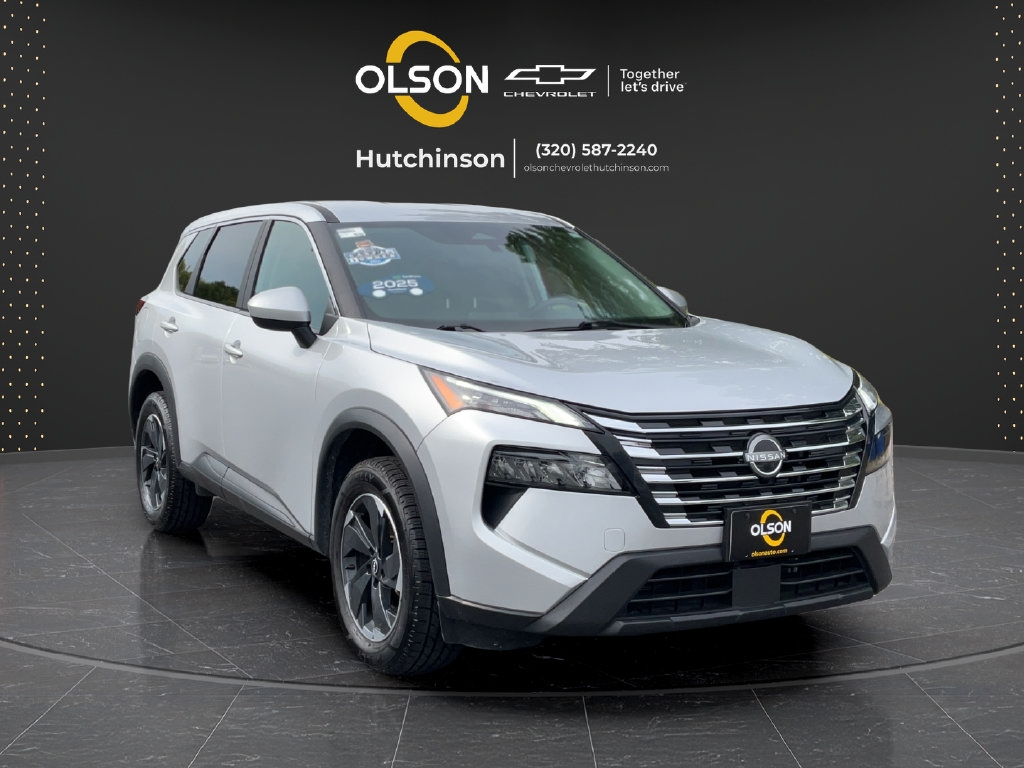 Used 2025 Nissan Rogue SV AWD/4WD image 14