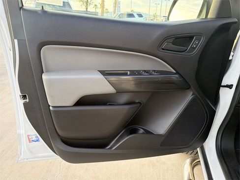 Used 2020 Chevrolet Colorado W/T w/ WT Convenience Package image 9